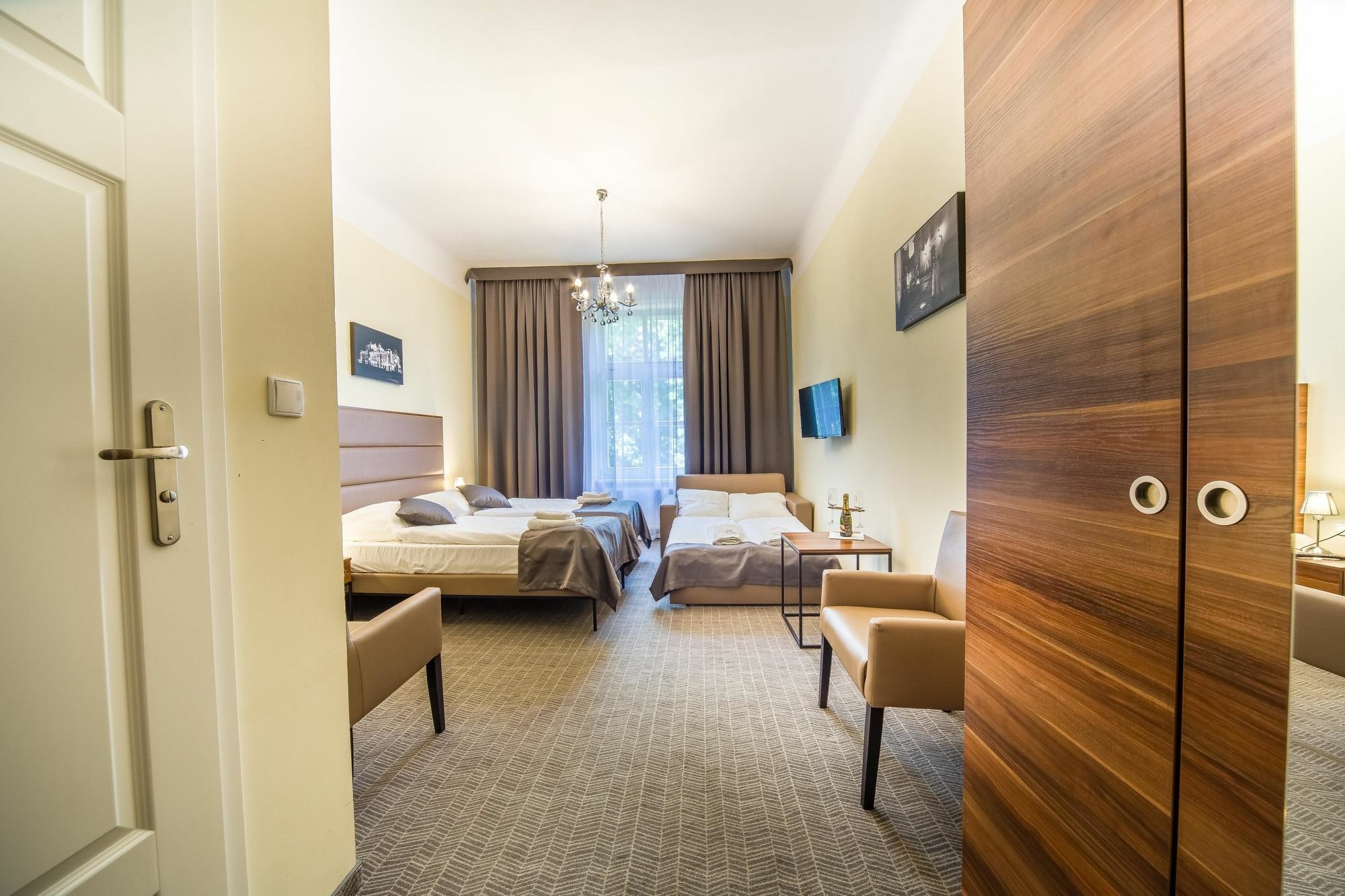 Hotel apartamentowy Old Town 3*